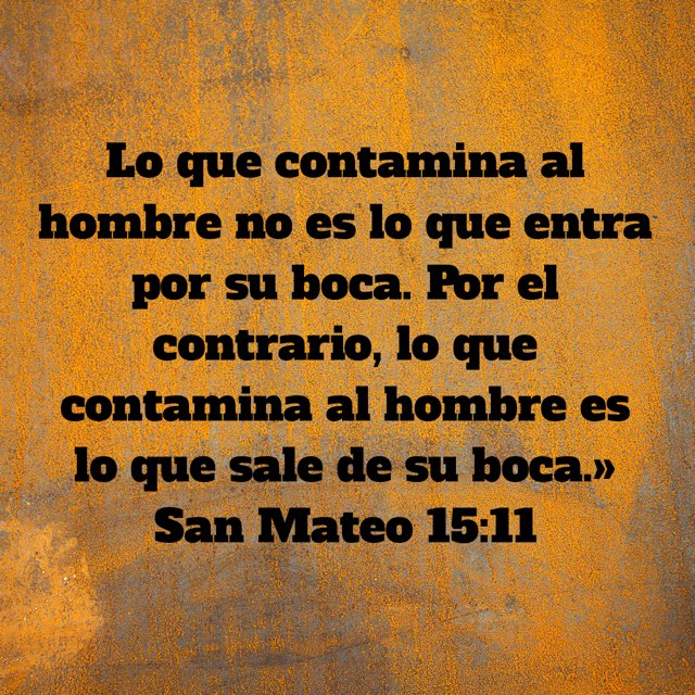 CezarMancheno's tweet photo. Jesús dijo que lo que nos envenena es lo que decimos, no lo que comemos:

“Lo que entra por la boca no es lo que los contamina; ustedes se contaminan por las palabras que salen de la boca. Todo lo que comen pasa a través del estómago y luego termina en la cloaca, pero las palabras que ustedes dicen provienen del corazón; eso es lo que los contamina. Pues del corazón salen los malos pensamientos, el asesinato, el adulterio, toda inmoralidad sexual, el robo, la mentira y la calumnia.”
Mateo 15:11, 17-19

20 siglos después, escuchen esta explicación: 👇🏼
#EcuadorPrimero

 https://t.co/KWj8OLiCcc