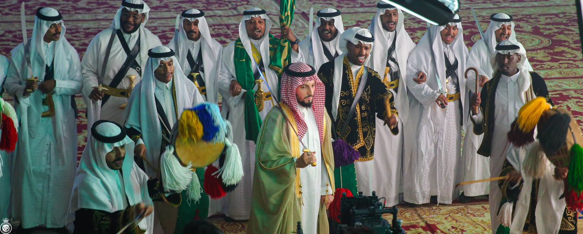AlNassrFC_EN's tweet photo. It’s our culture &amp; pride.. 
We’re dancing with it 💚⚔️ https://t.co/urkt2xNnNL