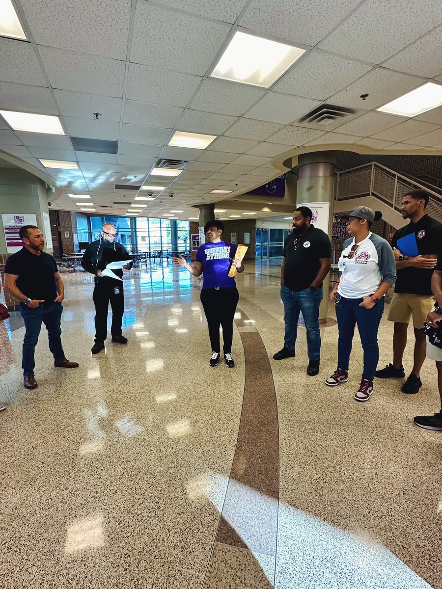 Our mission-driven Wheatley FP leaders spent this morning walking neighborhoods and reconnecting students with their school. The @HISDCentral team’s commitment to ALL students is unmatched. 📚✨ @chasenhouston @MrDevinAdams @WeLoveWheatley