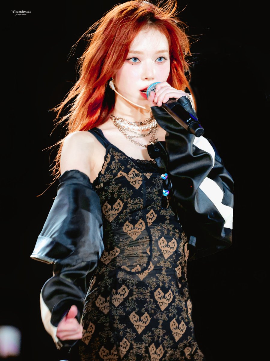 ws0101_wt's tweet photo. 230923 SMT
#WINTER #윈터 https://t.co/eRVc4ihQfM