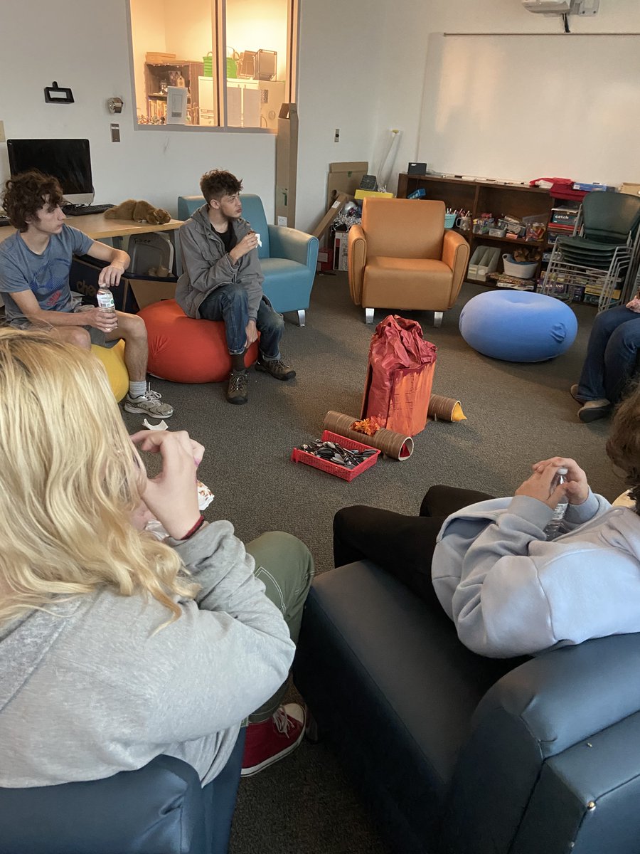 Washington County Free Library, Young Adult Dept. tweet media