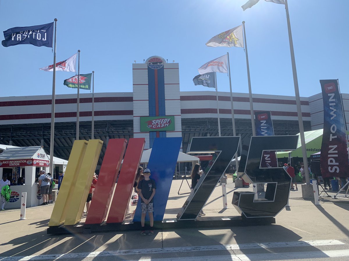 RhiCovington's tweet photo. #NASCAR #NASCAR75 #NASCARPlayoffs https://t.co/dwneMjDzOj
