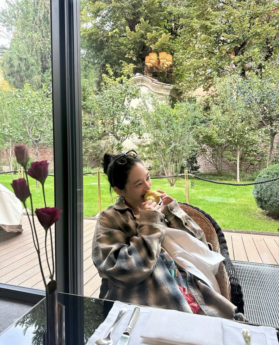 pgysource's tweet photo. girlfriend vibes https://t.co/tgB0fuJs2t
