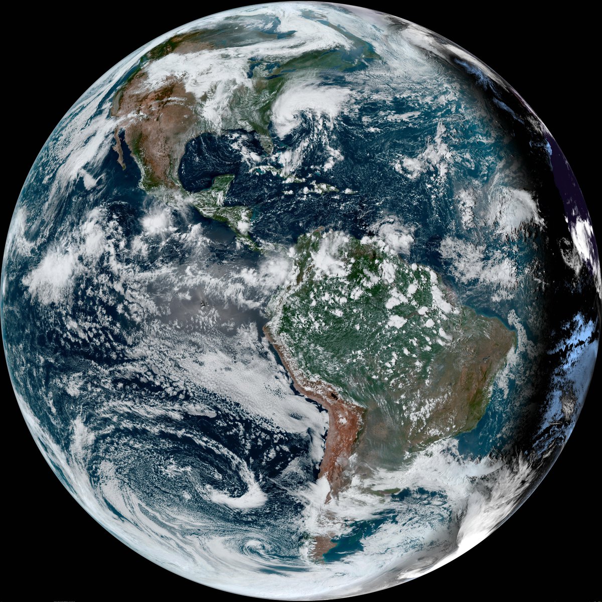 earthcurated's tweet photo. The most recent image of Earth taken just a few moments ago… https://t.co/uns9gQDXOl