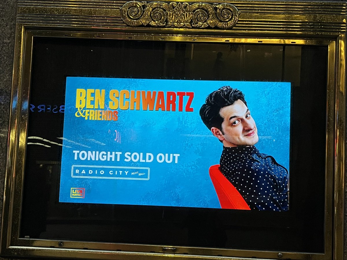 Sitting here, by myself, with an empty seat next to me. At #BenSchwartzAndFriends because nobody could make it. Still worth it. #Improv #LongFormImprov #Comedy #MakeEmUps #RadioCityMusicHall #SoldOut