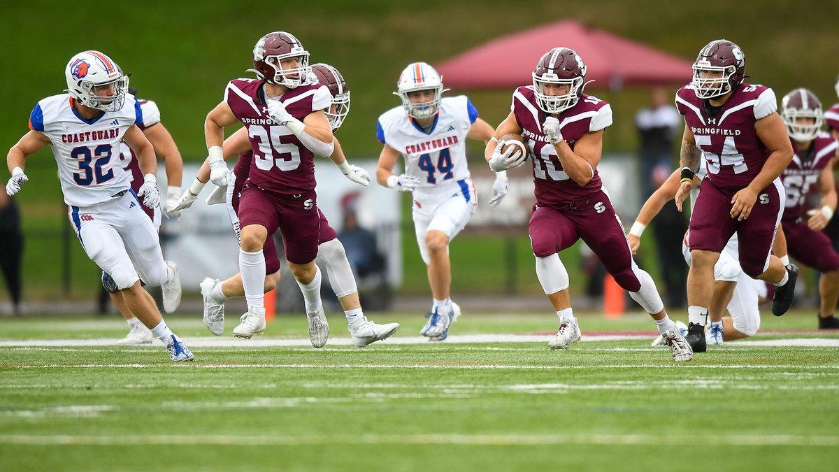 SC_Pride's tweet photo. #SpringfieldCollege Football Rolls Past Coast Guard, 63-14, Behind Program Record 686 Rushing Yards https://t.co/BbBR9DU8lW #d3fb

🔻- Pride rush for most yards since 2010
🔻- Shtefan and Silvester combine for 264 yards
🔻- Pride improve to 3-1 on the year https://t.co/ovJqv486iC