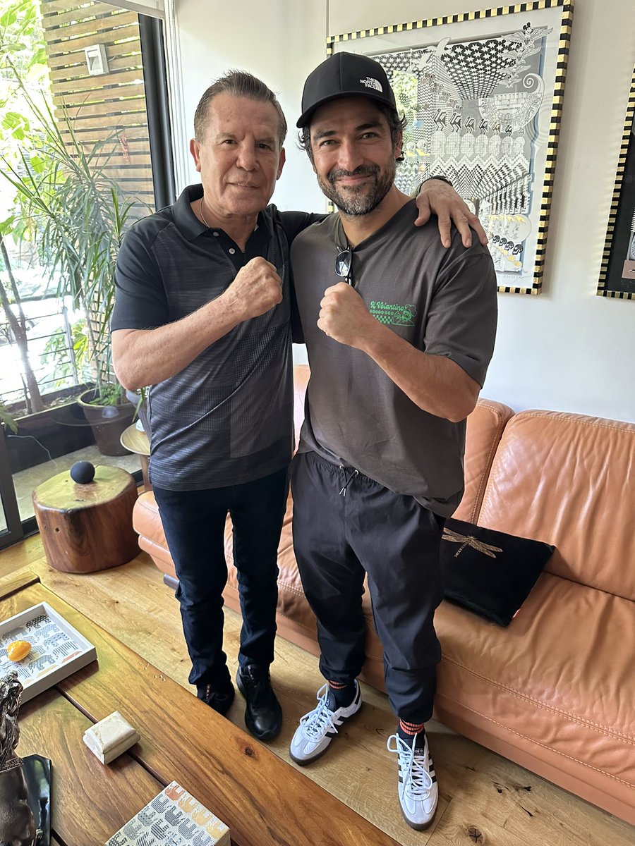 ponchohd's tweet photo. El Gran Campeón Mexicano @Jcchavez115 https://t.co/fusumHxdy7