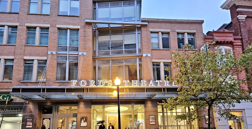 MorehouseDCalum's tweet photo. @MorehouseDCalum Night at @FordsTheatreNPS to see #SomethingMoving A Meditation on #MaynardJackson @thombowen @MorehousePrez @AlonzoRobertsn @apa1906NETwork @AyizeS @curtiseveryday @DiversifyorDie @EbbonAllen @GeoffRBennett @asbthelaw @SpelmanCollege @SpelmanPres @Morehouse https://t.co/AWZDh0zWWN