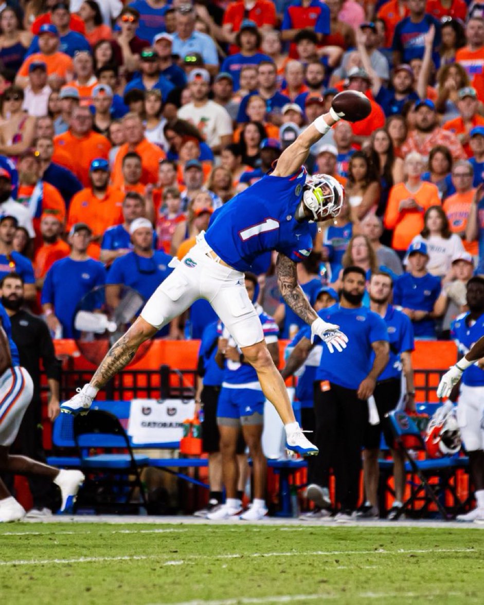 LOUVRE LOUVRE LOUVRE <a href="/MuseeLouvre/">Musée du Louvre</a> 

📸 <a href="/GatorsFB/">Florida Gators Football</a>