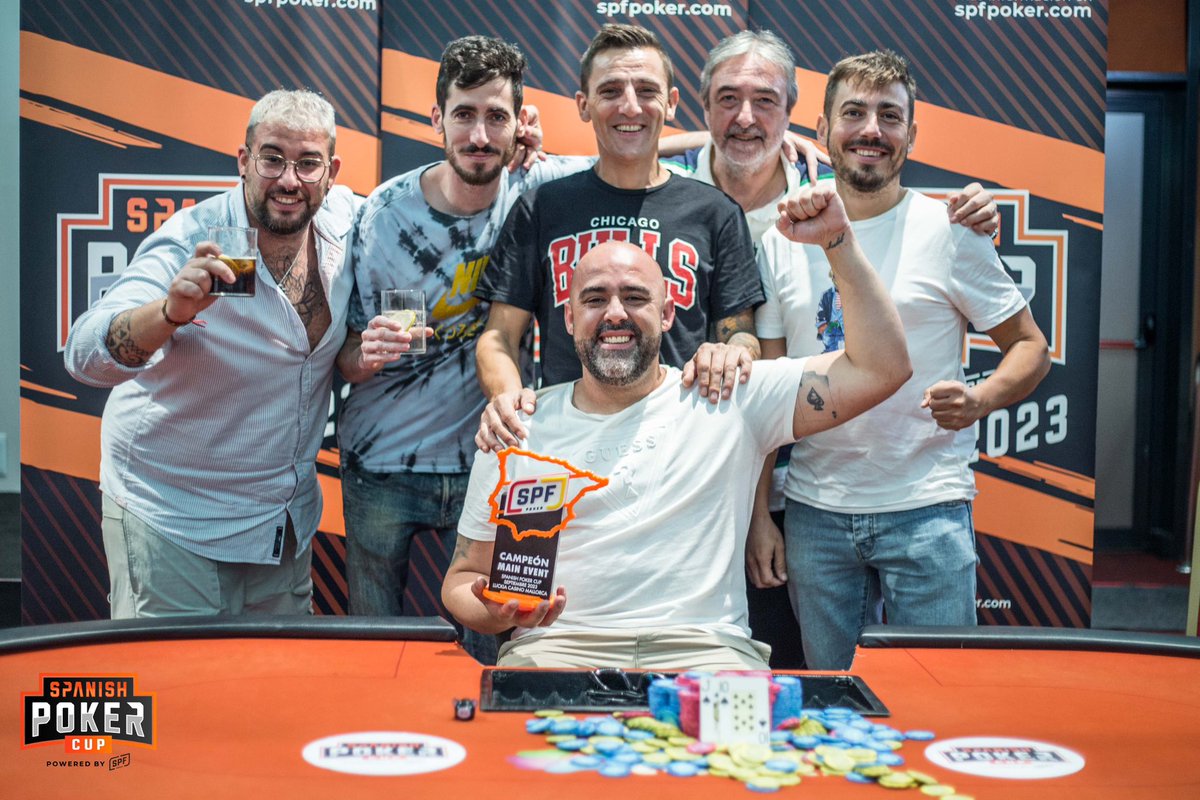 SpanishPokerCup's tweet image. Ruben Moreno se hace con la victoria del Main Event tras pacto con Stefan Peter, Enric Munt y Constantin Untura.

¡Enhorabuena a los 4! 👏🏻👏🏻
#SpanishCupMallorca @CasinoMallorca