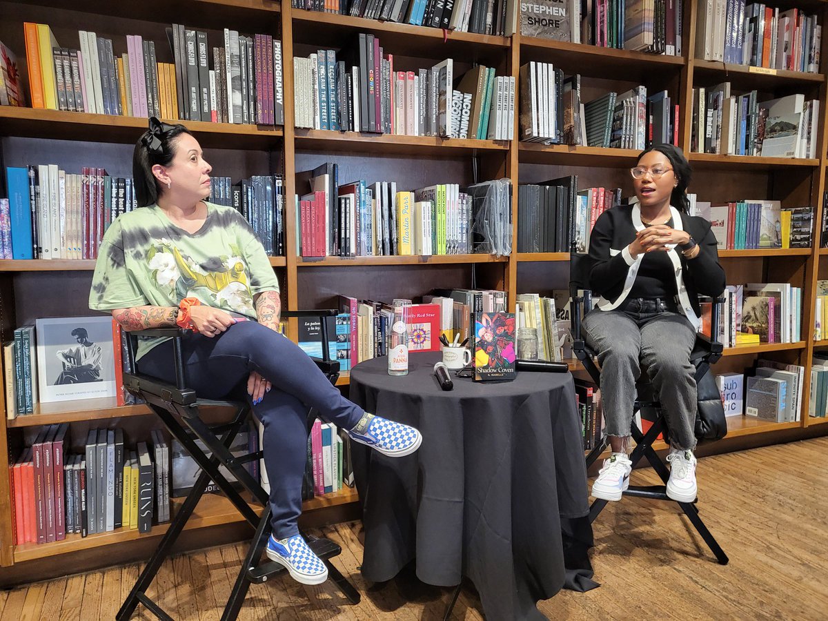 Such a great time with @sisabellewrites tonight at @BooksandBooks ❤️❤️