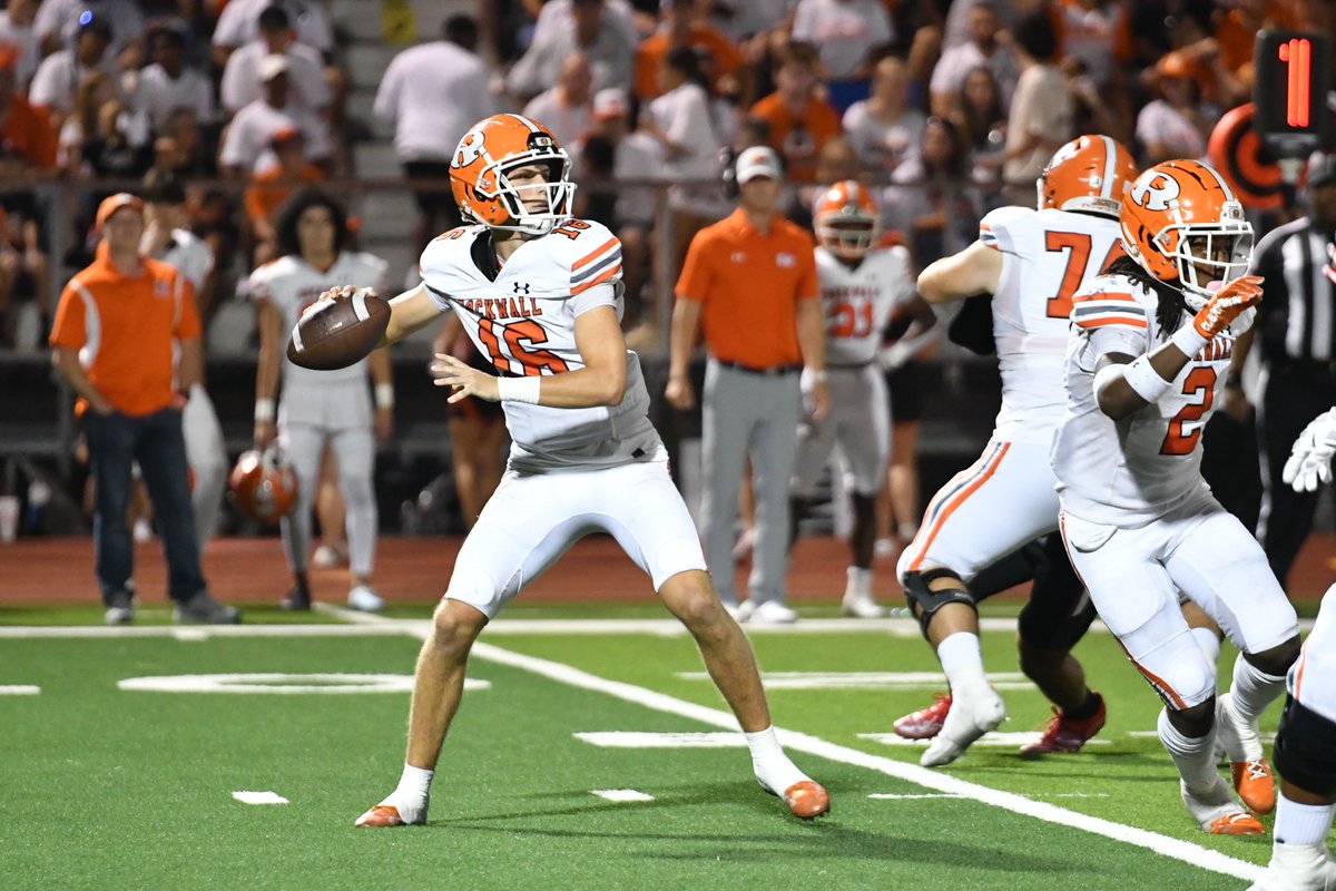 JimKlenke's tweet image. I-30 Classic @RISDAthletics @RHSJacketBacker @rockwalljfndfb #dctf #txhsfb