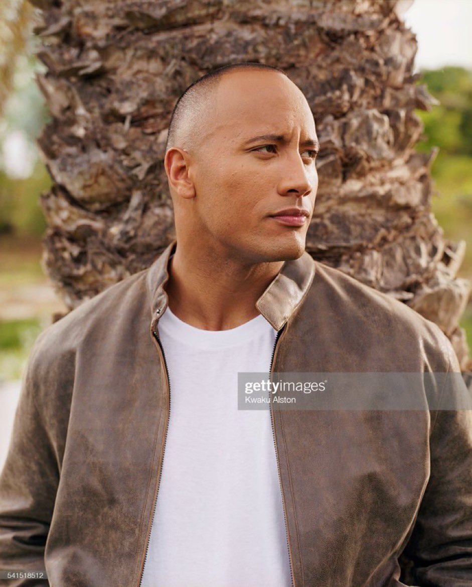 OutlinedInPink's tweet image. unk.⠀ if you’re not following my hook, you’re mean.