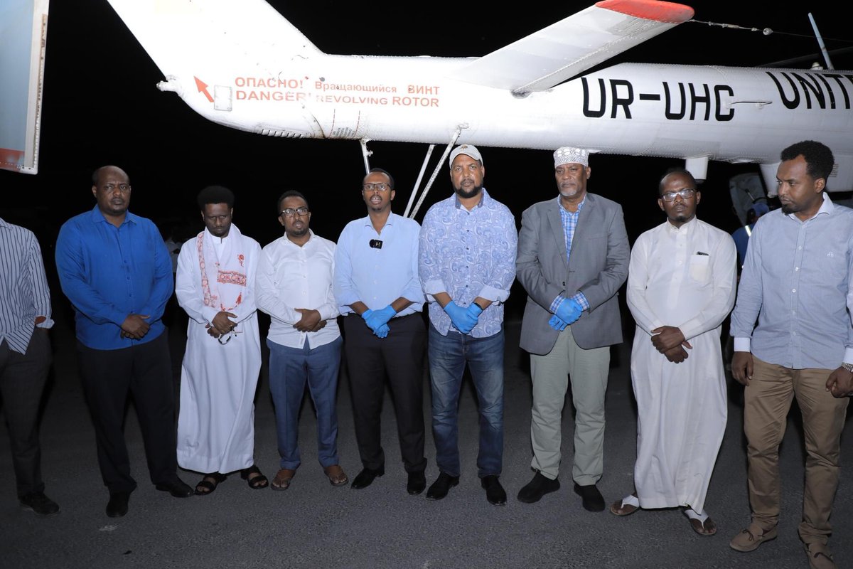 SoDMA_Somalia's tweet photo. SoDMA responding to the recent Al-Shabaab attack in #Baladweyn, airlifted 16 people including children, women and youths to #Muqdisho with serious injuries. These wounded civilians were taken to the Capital's Health Centers for treatment. https://t.co/lzmARAZVbq