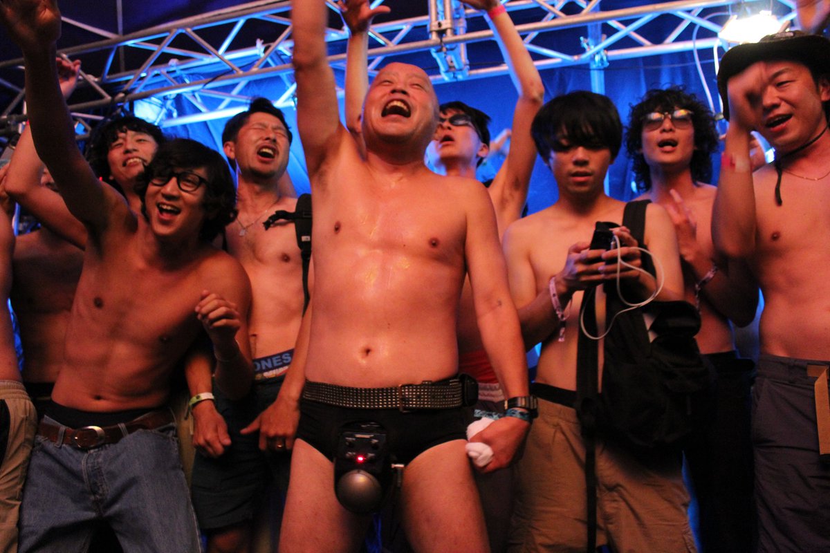 koken_josen_net's tweet photo. りんご音楽祭、
主催者に「時間です。音、切ります」
と言われても続くスギムフェス。
---
#クリトリック・リス #スギム
#MCラジオ
#りんご音楽祭 #りんご音楽祭2023
#RINGOFES #アルプス公園
#松本 #松本市 #長野県 https://t.co/awB6aLVAre