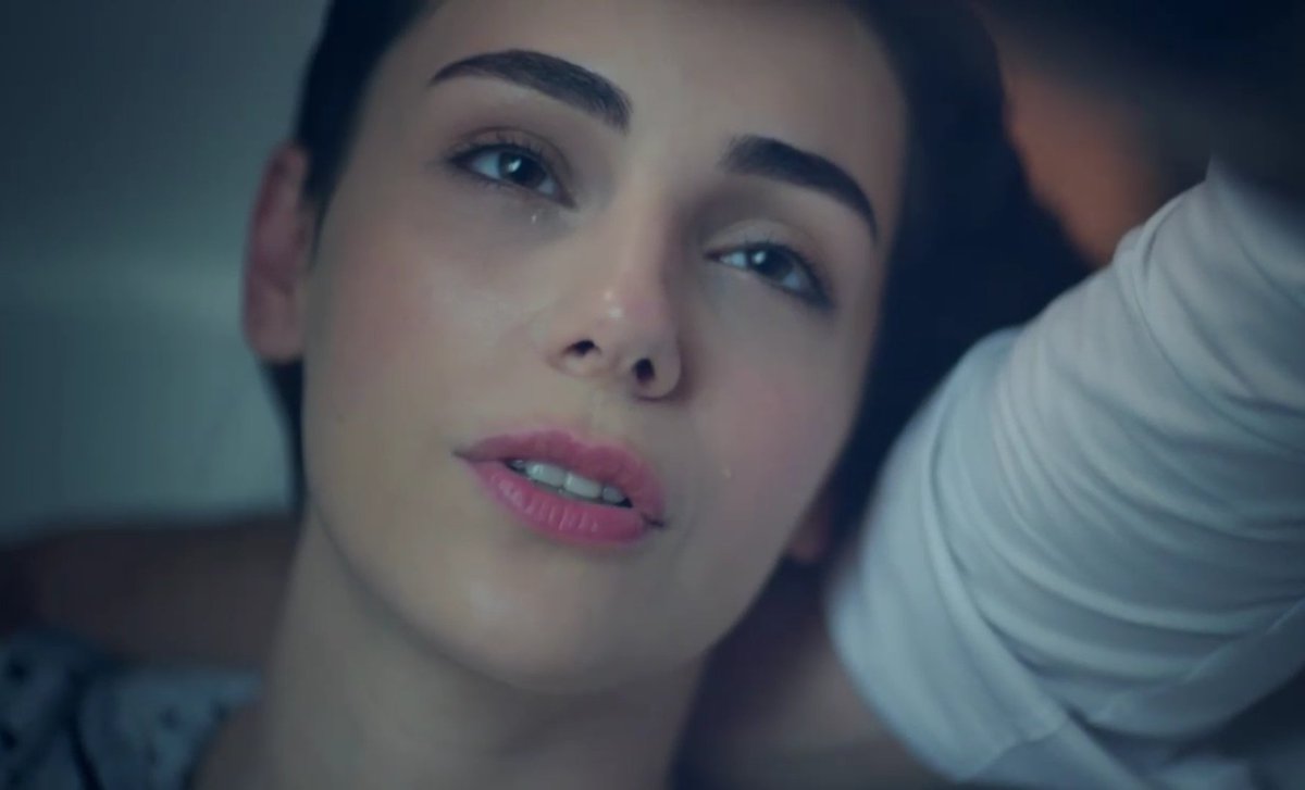 #CorazónNovaFinal <a href="/Ferit_nova/">Ferit Sancakzade (Oficial 🇪🇸)</a> Qué ha pasado?. Estoy bien. Gracias