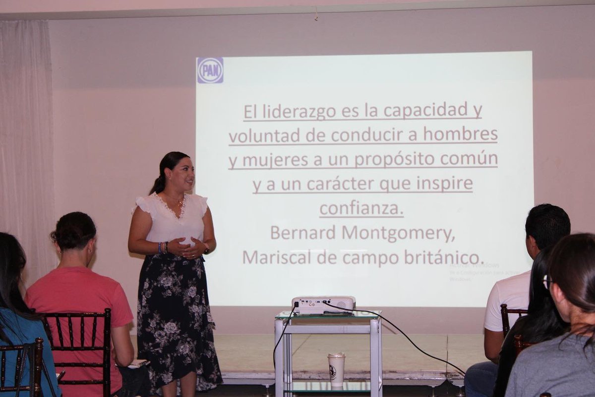 Arrancamos Curso de Liderazgo Político con nuestra 4ta Generación de la Escuela de Cuadros, bienvenidos! 🤩🤩

Formando los próximos líderes 🔋

#UnidosEnAccion #Azulate