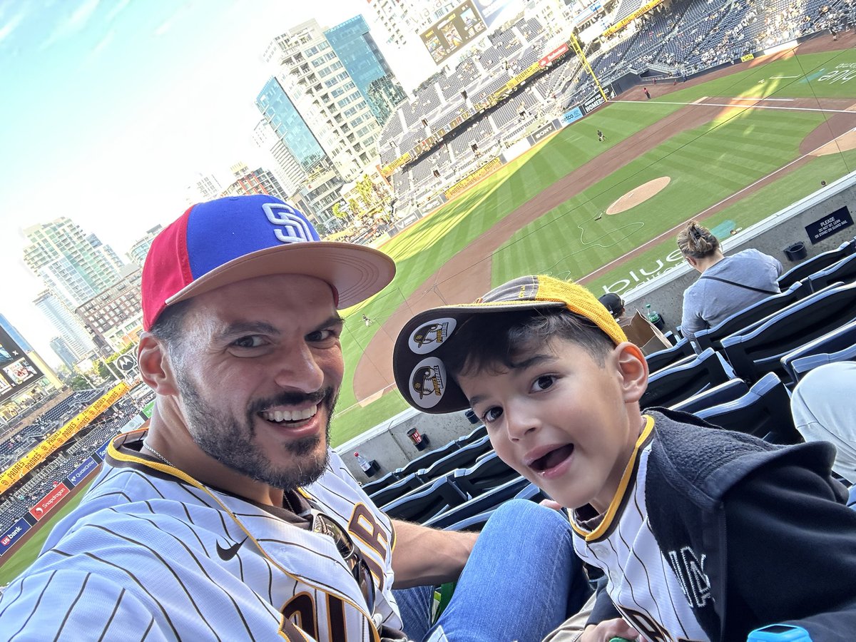 Luis Castillo tweet media