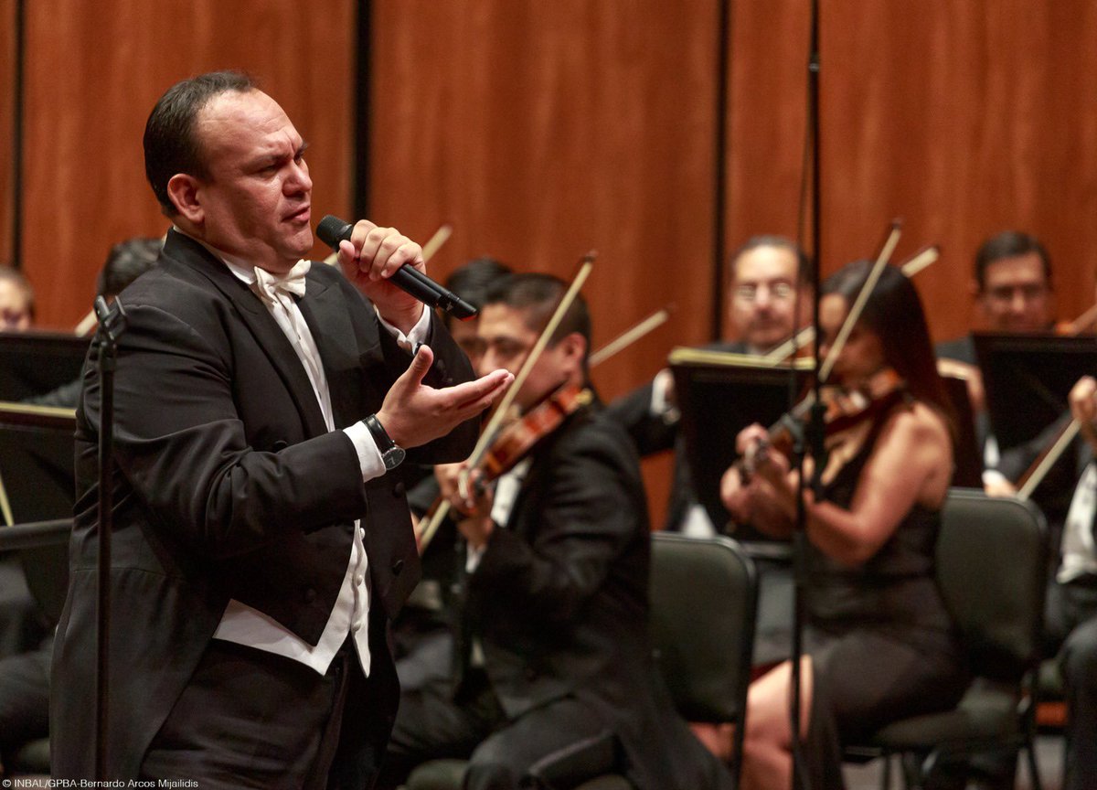 Esta tarde, la emisora <a href="/XEB1220AM/">La B Grande de México 🇲🇽📻</a>, del <a href="/imerhoy/">IMER</a>, celebró el centenario de su existencia con el concierto "Un siglo de XEB, la B Grande de México. Pedro Infante Sinfónico", presentado por la <a href="/OSIPN_DDC/">Orquesta Sinfónica del IPN</a>, con la dirección del Mtro. Vladimir Sagaydo y con la participación especial