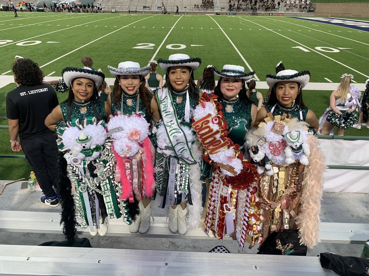 Varsity Belles tweet media