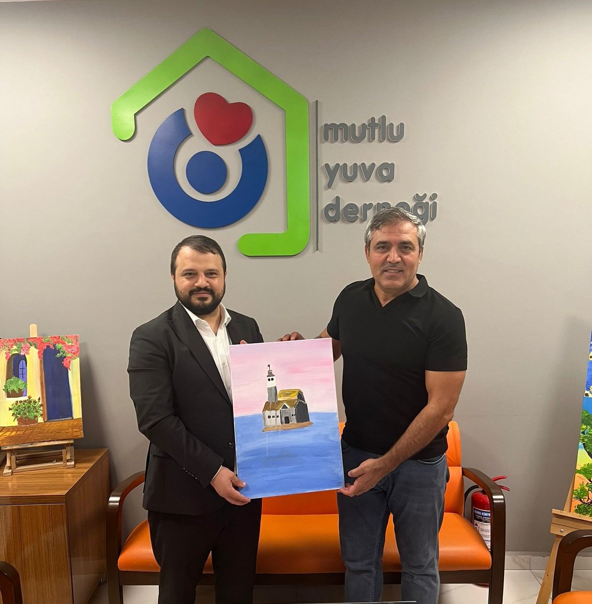 <a href="/mutluyuvader/">MUTLU YUVA DERNEĞİ</a> Başkanı Bilal Doğan'ı ziyaret ettik.

Kendisine İstanbul gençliğine verdiği kıymetli destekleri için teşekkür ediyoruz.