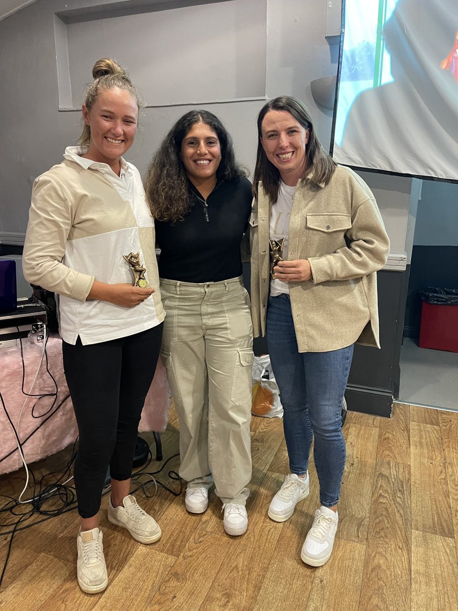 Congratulations to our 1s Players Players 2023 - Cath and Shae!  Massive contributions to the club this season!  🏏💚💛🏆