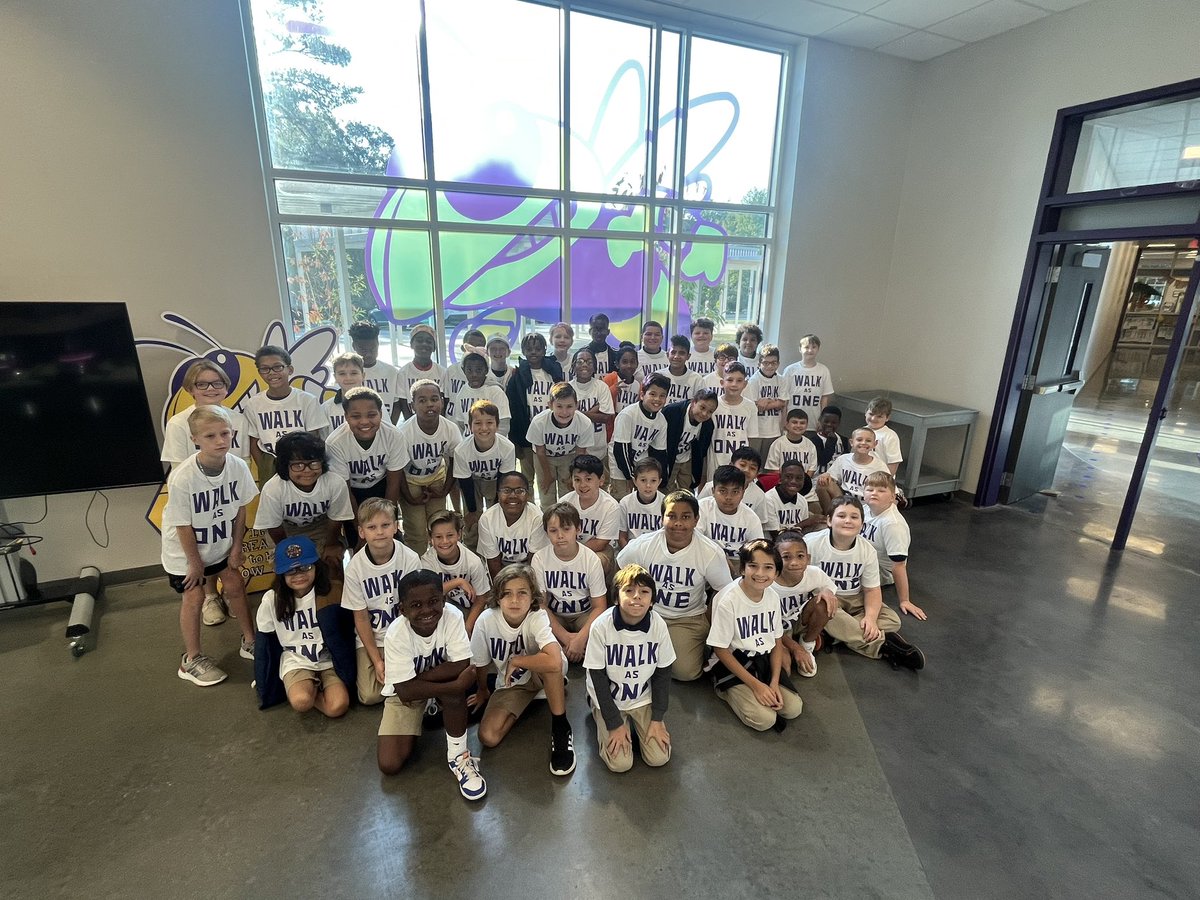 Walk As One 💜💛DSE🐝DSHS💛💜