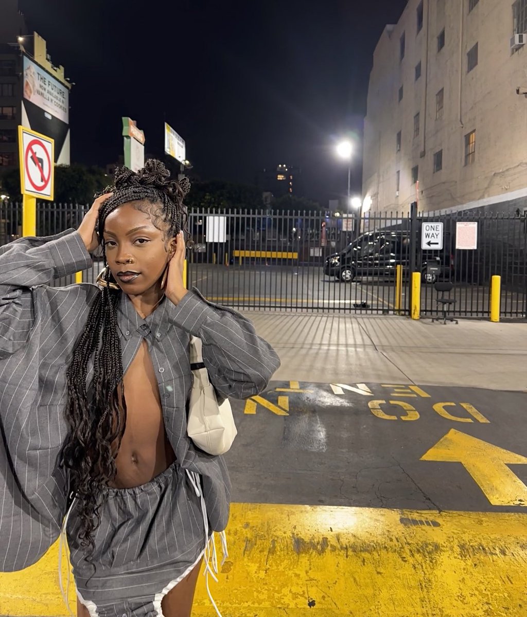 yeaitskels's tweet photo. lil last minute birthday look 🚧 thanks virgo szn! https://t.co/AIMz1r9DcQ