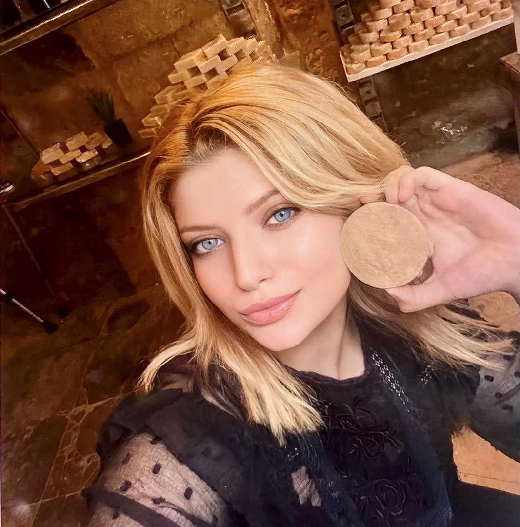 soap_tripoli's tweet photo. تجدد بشرتك مع صابون النخالة! 🌾✨ اقضِ على البثور والدهون، وجرّب الكريم للكلف لبشرة موحدة. 💆‍♀️💫 اكتشف الجمال الطبيعي بشكل جديد. ✨🌸 #جمال_البشرة #تجديد_البشرة #صابون_النخالة #صابون_طرابلس https://t.co/UrUCXHajbt