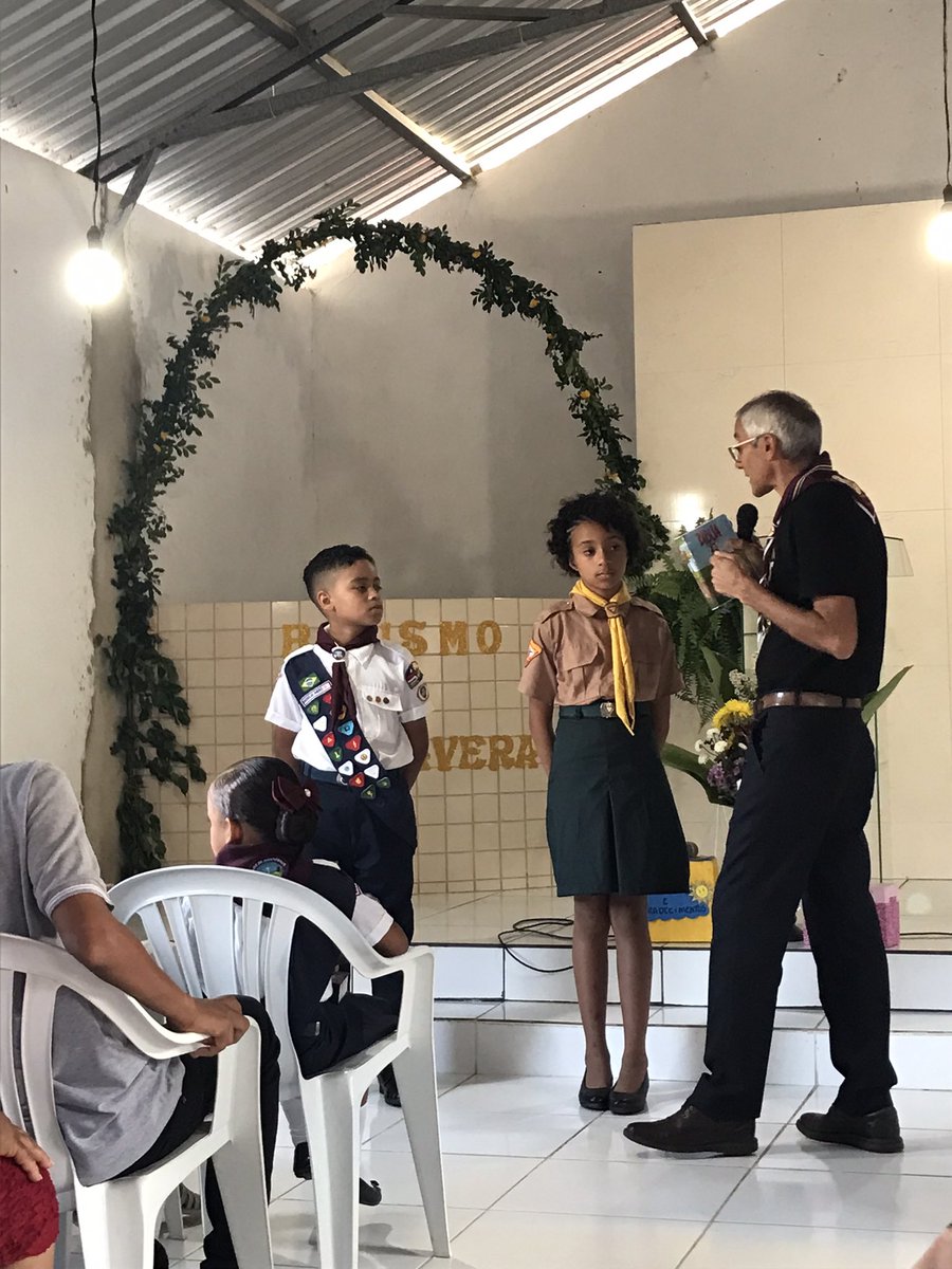 PcesarPr's tweet photo. IASD Manoel Vitorino - Distrito 21 Setembro - DBV  + Aventureiros entregam a vida a Jesus! Meninas expressam o desejo de serem batizadas! Glórias a Deus! https://t.co/ohUrDsBYZw