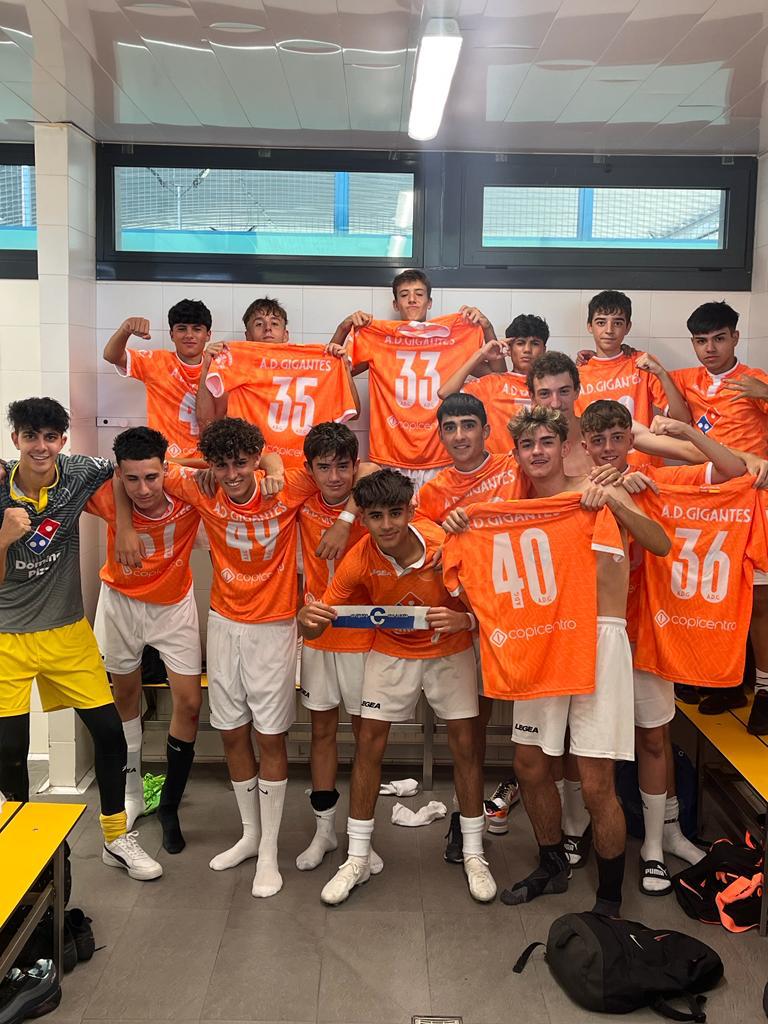 Primer partido de la temporada del Juvenil C y primeros 3 puntos. Enhorabuena!!! <a href="/LegeaSportEs/">LEGEASport</a> <a href="/Fisioactiva_sl/">Fisioactiva</a>