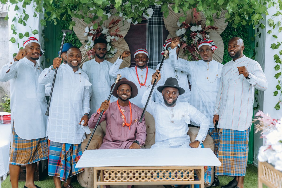 FortuneChuku's tweet image. Okay, okay. The photographer sent these and I had to. 

Album title: Port Harcourt Boy Goes Cultural