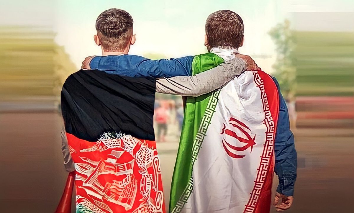 ayyarom's tweet photo. سامون دادن به وضع مهاجرین خیلی خوب و نیازه اما اخراج افغانی‌ها هیچ موقع مطالبه ملی ایرانی‌ها نبوده

به جای حذف صورت مسئله، حلش کنید و بیخود این حرفای نژاد پرستانه و ضد انسانی رو از طرف ملت ما نزنید!

من به این موج رسانه‌ای زشت مشکوکم.. https://t.co/iXAsNOiOhN