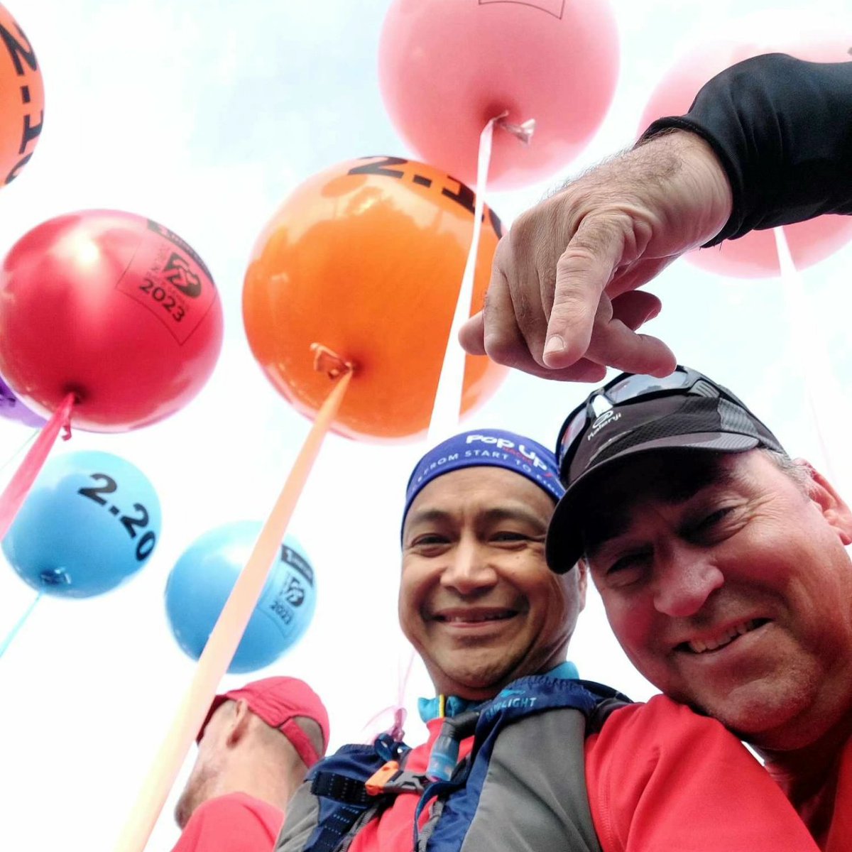 1ManAndBalloon's tweet photo. #NewProfilePic https://t.co/SkhncLhvHe