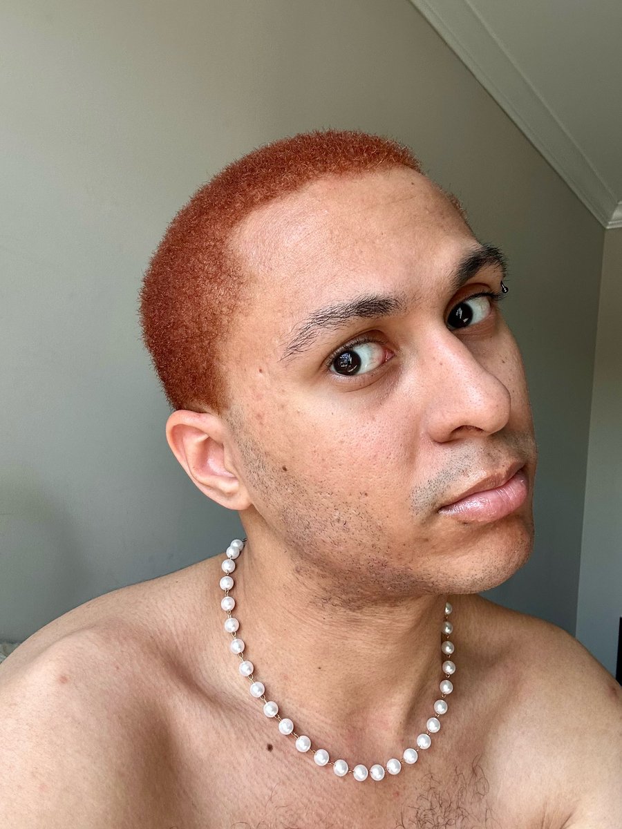 thanks <a href="/bleachlondon/">bleachlondon</a> for restoring my mermaid hair to glory! 🧜🏽‍♂️🫧✨