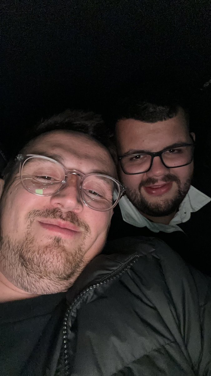 Tom tweet media