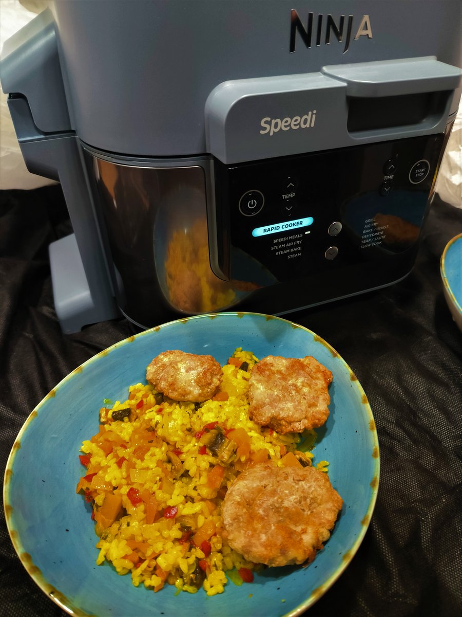 MDcocinaymas's tweet photo. Arroz con Verduras y Rusitos de Pollo
en la Ninja Spedi-Rapid Cooker
https://t.co/9hOtBsp1vJ
@NinjaKitchen #ninjakitchenes #mdcocinaymas #arrozconverduras #filetesrusos #cocinasaludable #cocinafacil https://t.co/fJuV0GZKqw