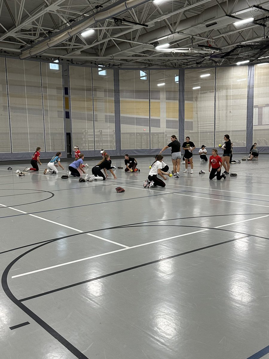 UWSP Softball tweet media