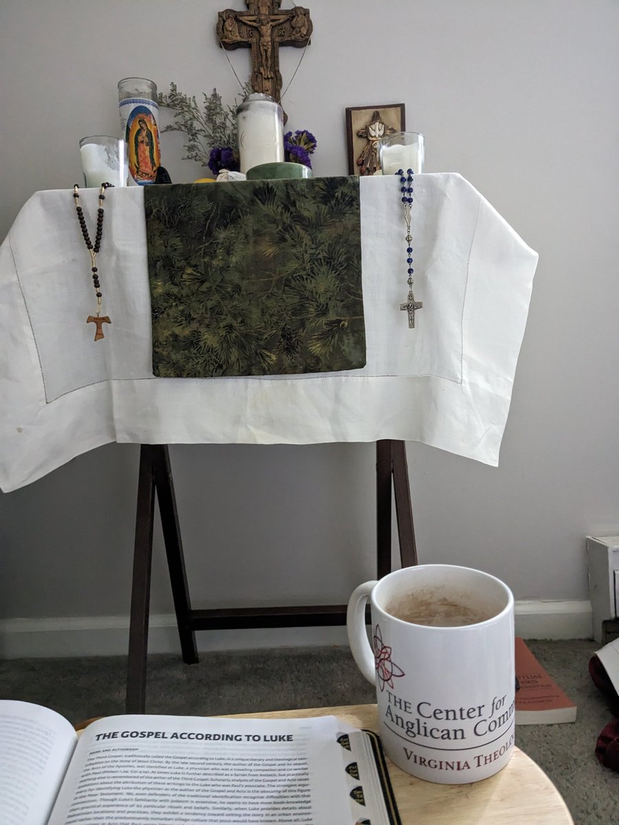 Sitting down to read the entire Gospel of Luke on a rainy Saturday with a large pot of coffee is a truly beautiful thing