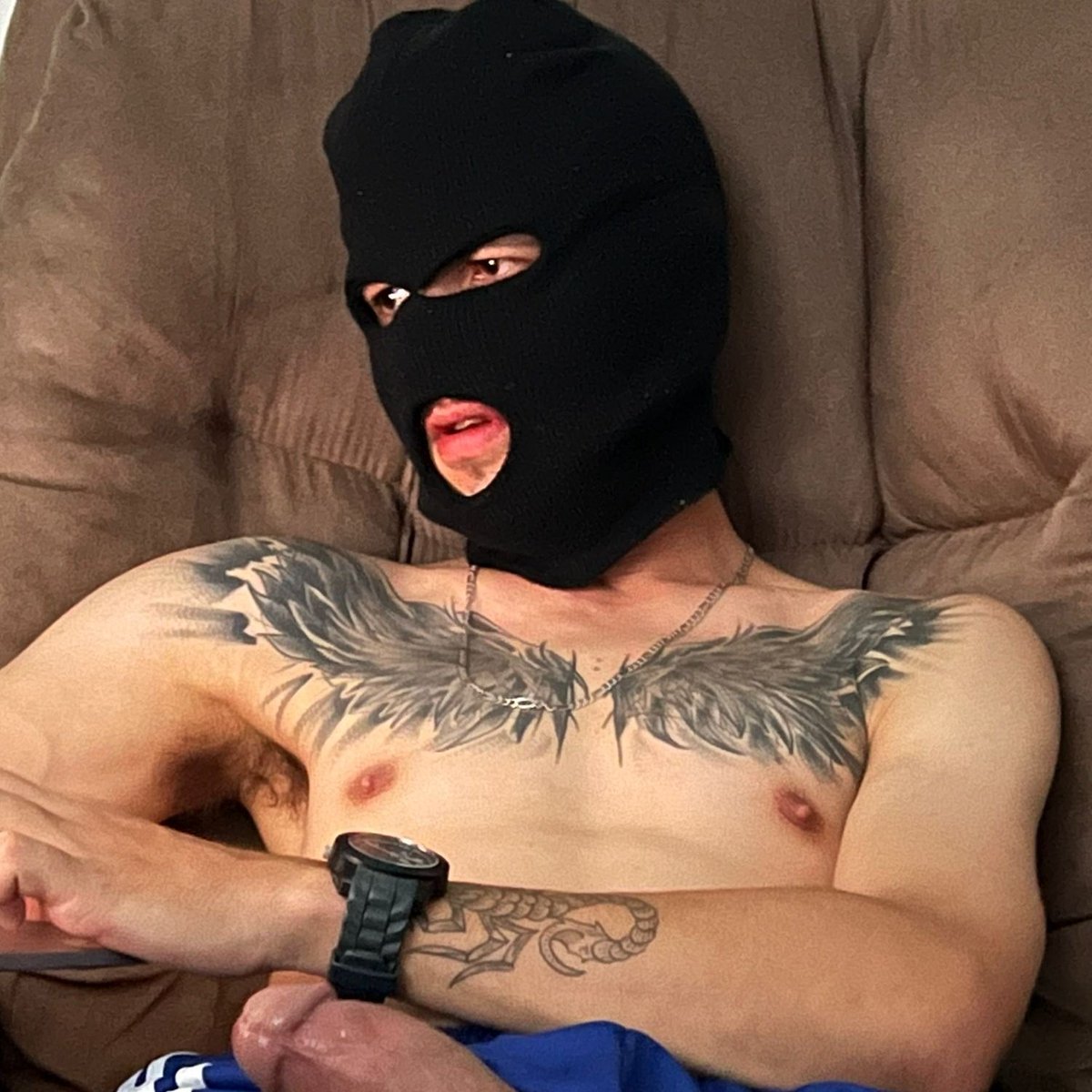 str8ongay's tweet photo. 💀 https://t.co/LAJQkNj1wb