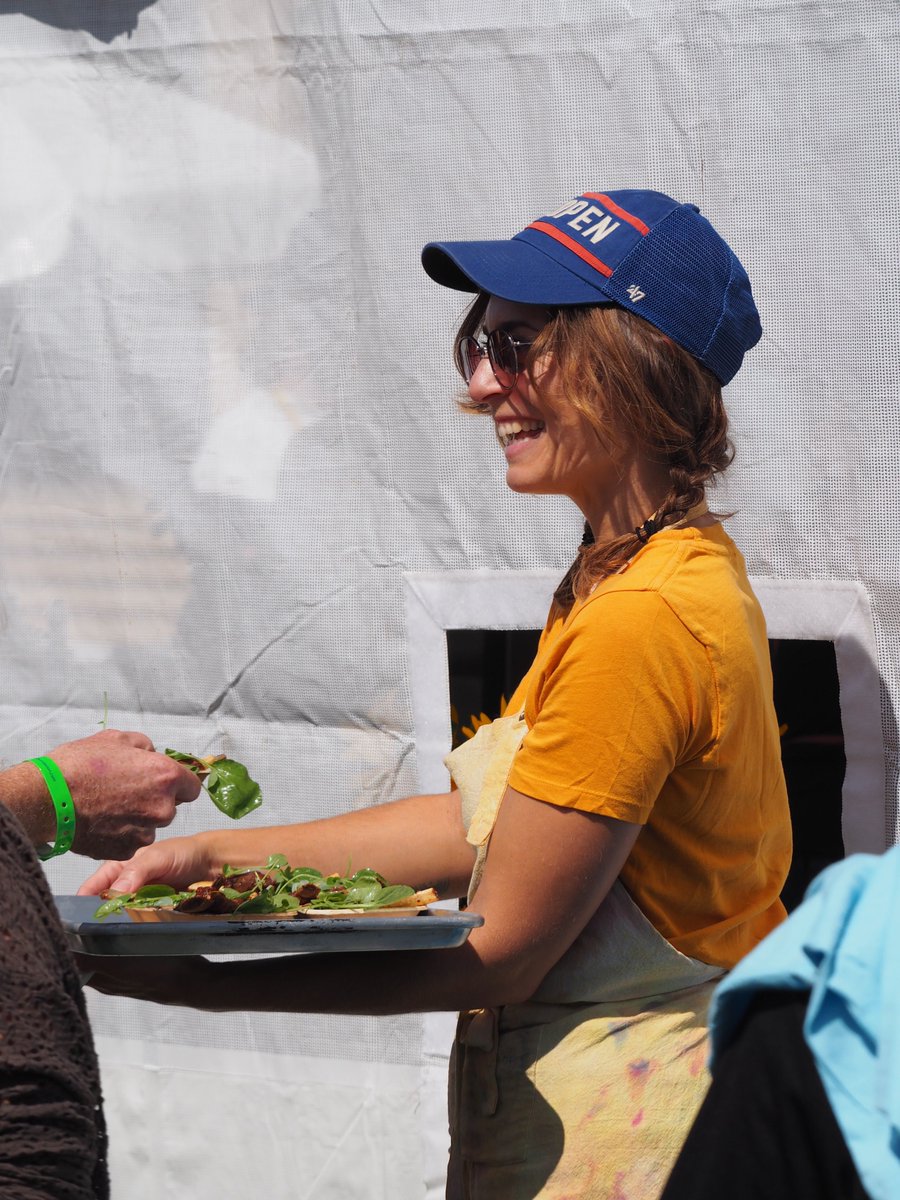 L.A. Loves Alex's tweet media