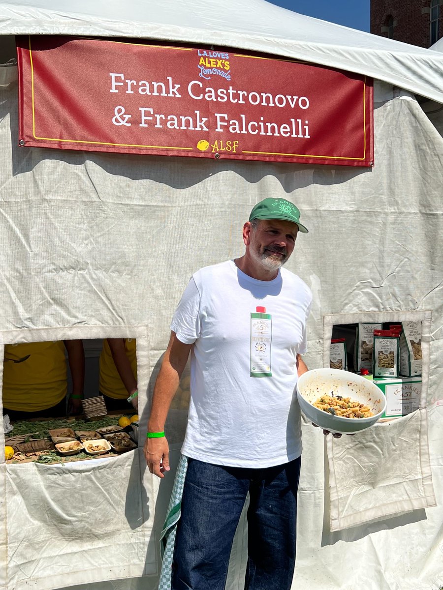 L.A. Loves Alex's tweet media