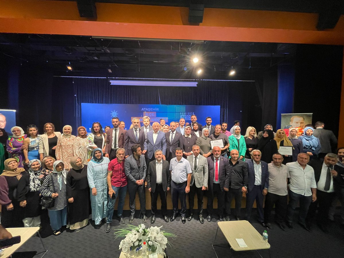 Ataşehir İlçe Danışma Meclisi'mize  MV'lerimiz <a href="/bbismailerdem/">İsmail Erdem</a>, İl Bşk Yrd <a href="/meozkaya/">Mehmed Emin ÖZKAYA 🇹🇷</a> İl YK üyesi <a href="/Nurullahaktas__/">Nurullah AKTAŞ</a> ve <a href="/mtalhakor/">M. Talha Kor</a> , İlçe Bşk <a href="/burakcifci34/">Burak ÇİFCİ</a> ve değerli Ataşehir teşkilatımız ile gerçekleştirdik. "Hedef Yeniden İstanbul! "
<a href="/osmannnurika/">Osman Nuri Kabaktepe</a>
<a href="/akpartiistanbul/">AK Parti İstanbul</a>