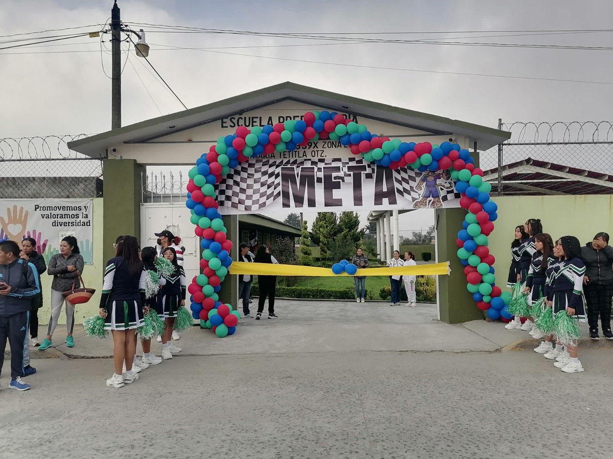 173Preparatoria's tweet photo. !SE LOGRÓ! 5k en un tiempo de 14 min! Con gran participación de nuestra comunidad escolar llevamos a cabo Carrera Atlética del 20 aniversario de la EPO 173 @supervision15bg @HectorUlisesCG1 @hectorhesilva https://t.co/YCVaGF5oNJ