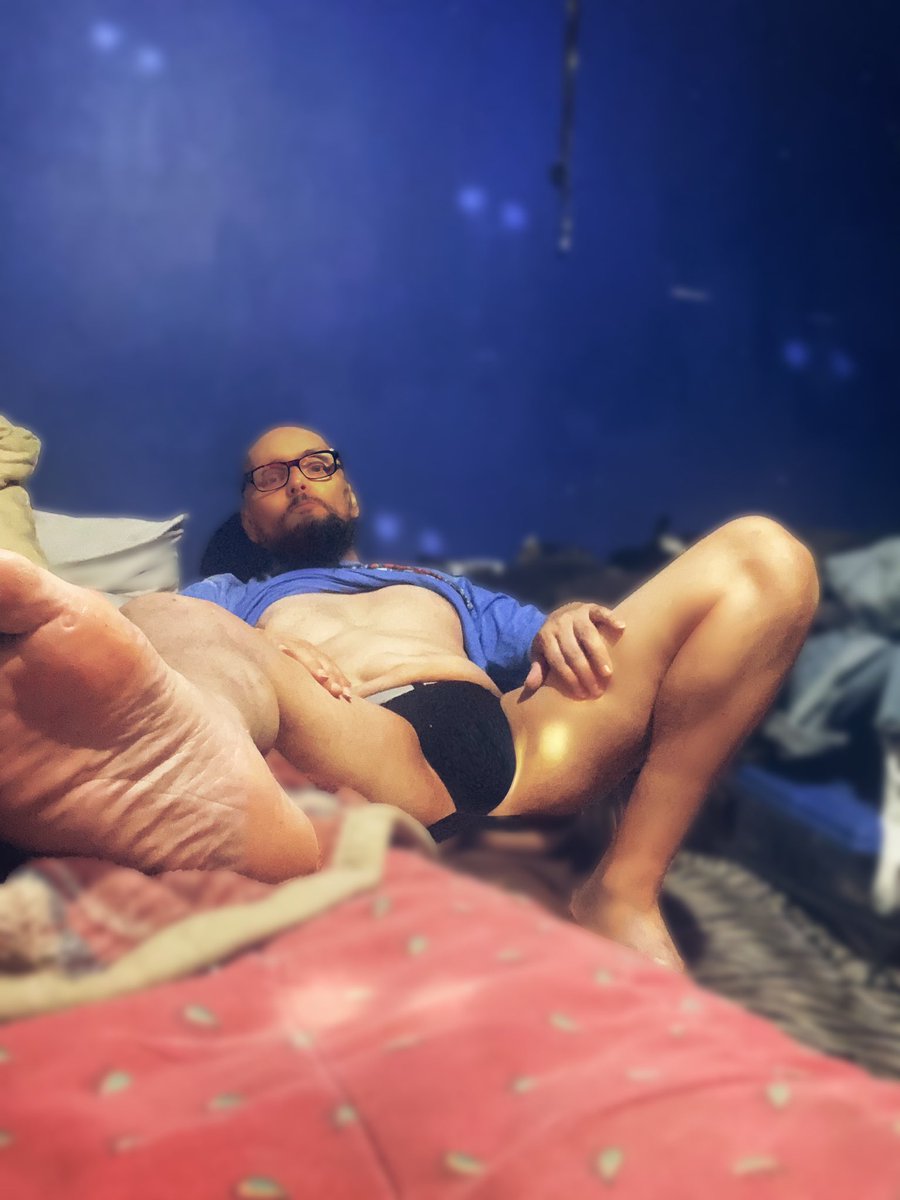 ValakRikky's tweet photo. Have a great weekend guys 😎👹🥵👀#gay #gayhouston #jock https://t.co/QSFnChbPSJ