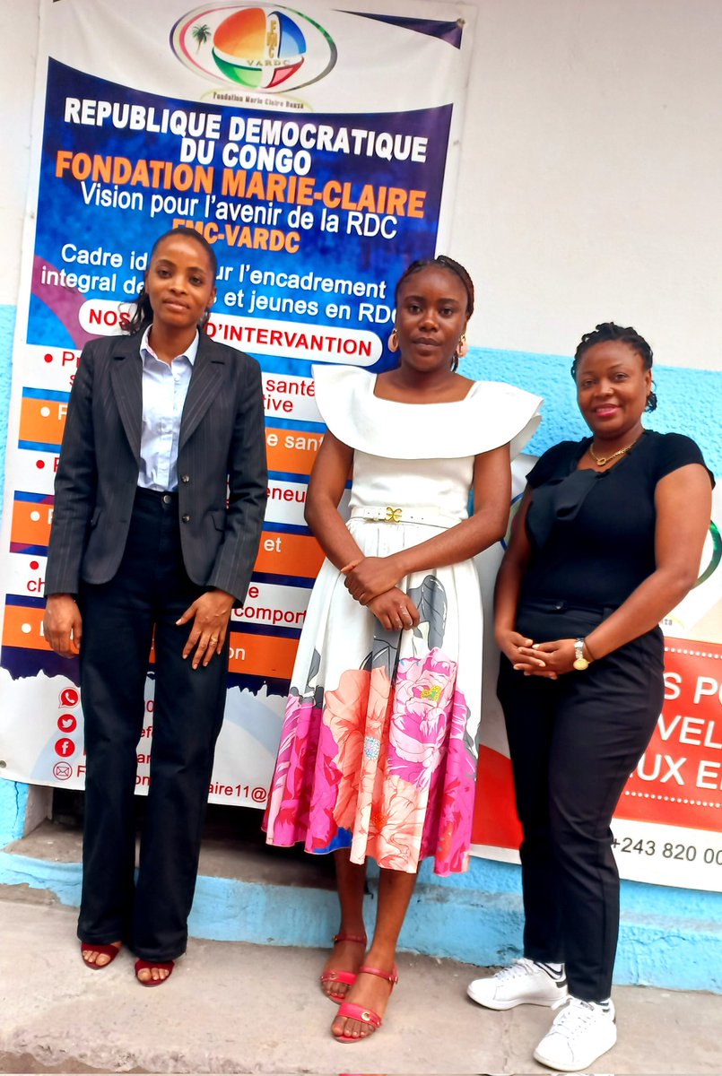 ClaireFondation's tweet photo. #RDC_FMC: Semaine de la #DG @MarieTshin17632 , la @ClaireFondation acceuil dans son équipe de Coordination en ce jour deux grandes dames engagées dans les domaines des la promotion des compétences des #Ado_Jeunes et promotion du #GENRE et lutte contre les #VSBG 
#OneTeam=>#Force https://t.co/A6Dcw4AxfB