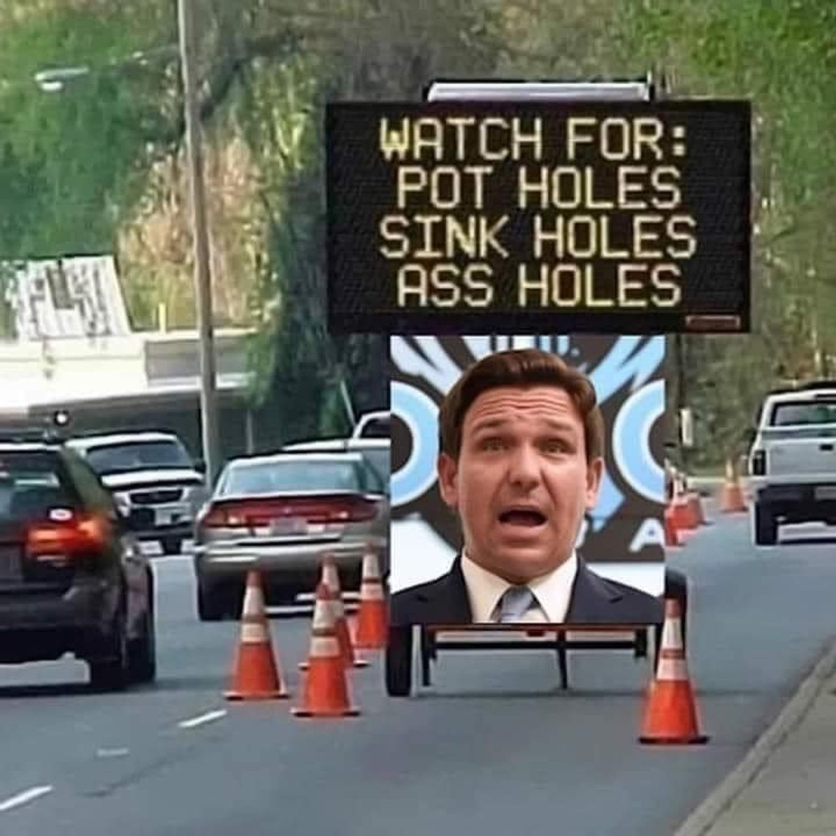 desantis_d26121's tweet photo. @LePapillonBlu2 Today would be a great day for desantis to:

* drop out of the '24 race
*resign as Florida's governor
*and go away.

🔥ron "mouse-fighter" desantis:🔥
Wrong for Florida. Wrong for America. #NotFitToBePresident! https://t.co/cdgzOQRFoD