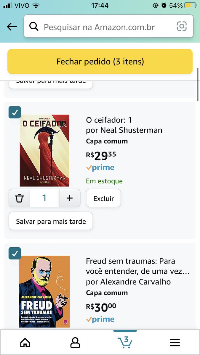 allsunflwr's tweet photo. @felipeneto quero esses pois perdi o hábito da leitura por lazer enquanto eu prestava vestibular, um deles é pra eu n me sentir tao por fora quando meus colegas falarem q n gostam de freud (to no início do 1º período e ja tenho curiosidade sobre) https://t.co/bULK1bPNI9