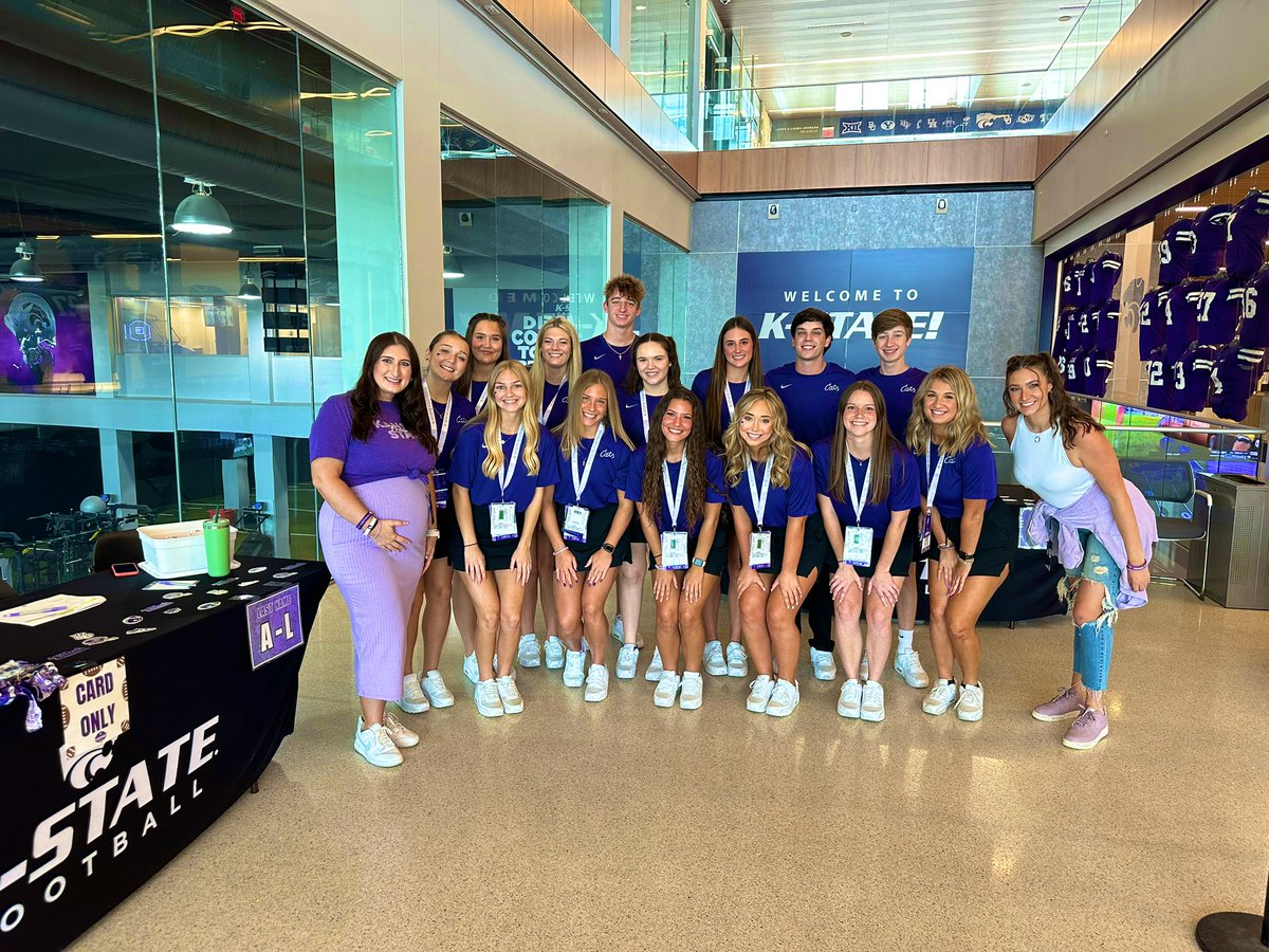 MaddiGage's tweet photo. Game Day #3 of the Season 💜 

Couldn’t do it without our amazing students!

#RecruitingCats https://t.co/0m6ipz98xW