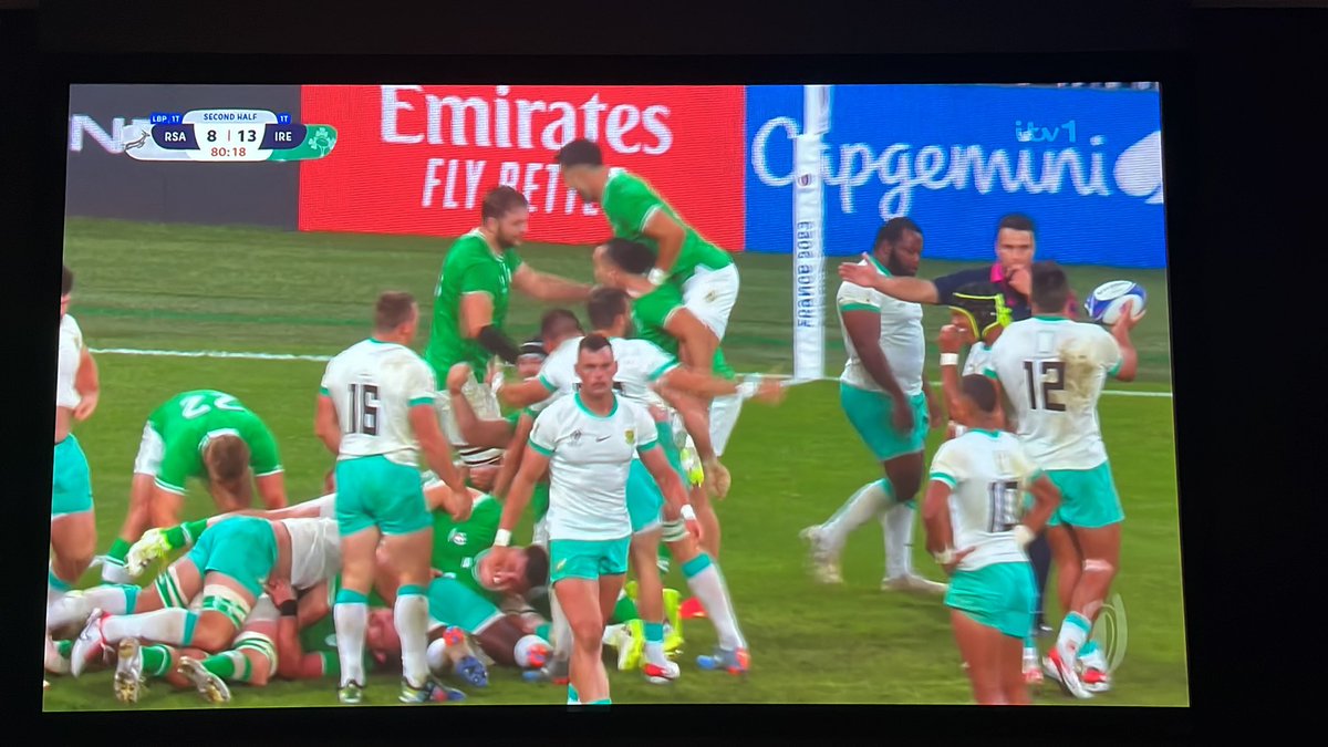 What a performance!!! What a win! Come on Ireland!!! 🇮🇪 @IrishRugby